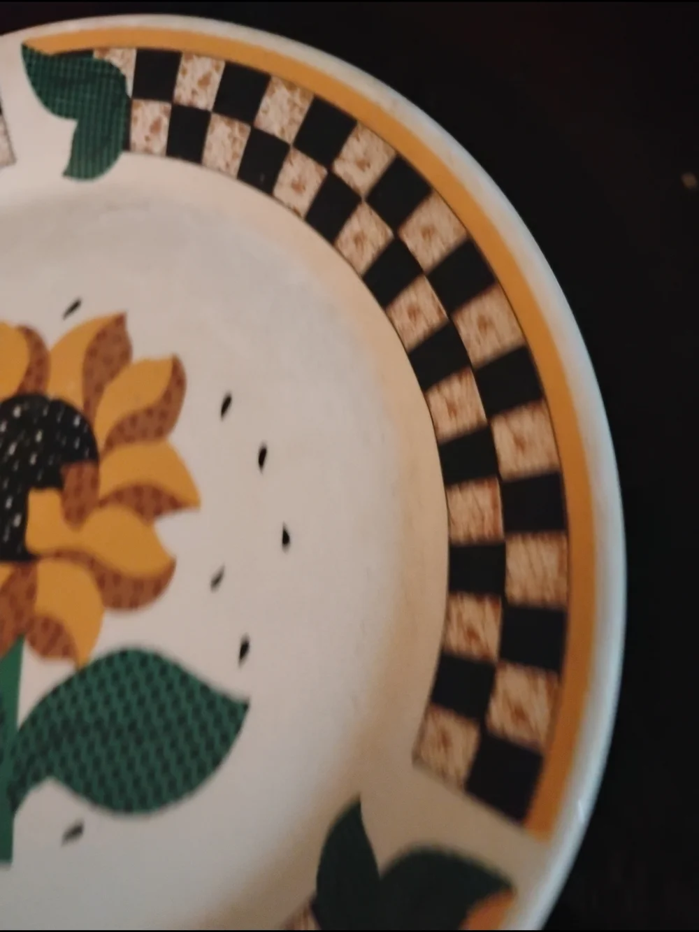 Hand-Painted Sunflower Dinner Plate - Green and Yellow
